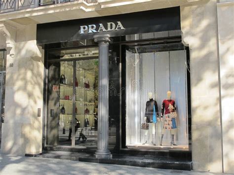 prada bau|PRADA Store Locator .